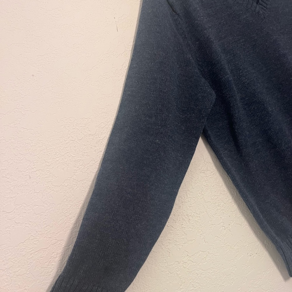 Sweater - Picture 5 of 7